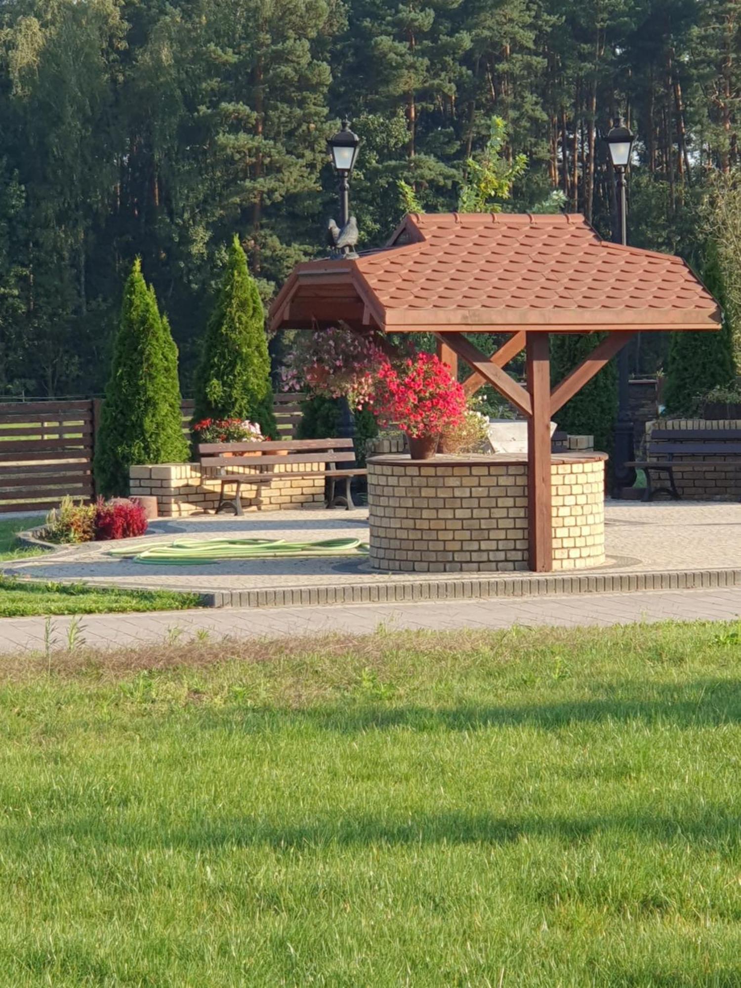 Stajnia Kruki Wola Kaluska Exterior foto